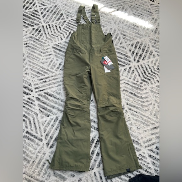 Roxy Women's Rideout Ski overalls - Picture 5 of 11